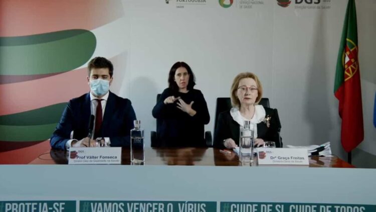 Natal: “O convívio pode assumir um grande relevo na transmissão do vírus.  Os afetos devem ser transmitidos mantendo a distância física”