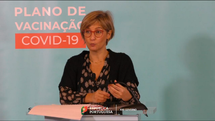 País: Vacinação deve ter início a 27 de dezembro. Primeiro lote será destinado a profissionais de saúde