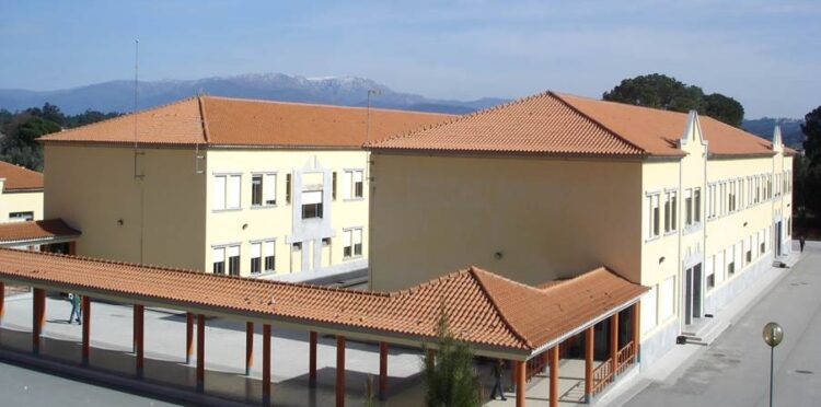 Agrupamento de Escolas de Tábua com casos de Covid-19 e turmas em isolamento