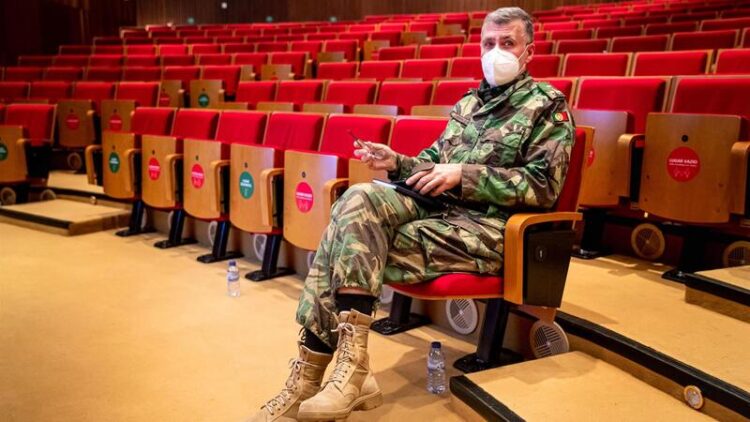 Gouveia e Melo diz que “imunidade de grupo” pode ser atingida em agosto