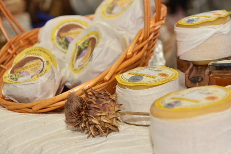 Seia promove produtos endógenos em Feira do Queijo digital