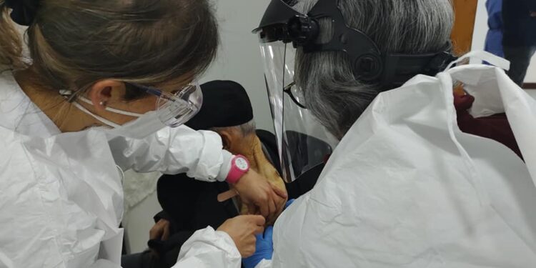 Vacinação: Município e Centro de Saúde garantem que “ninguém ficará para trás” em Oliveira do Hospital