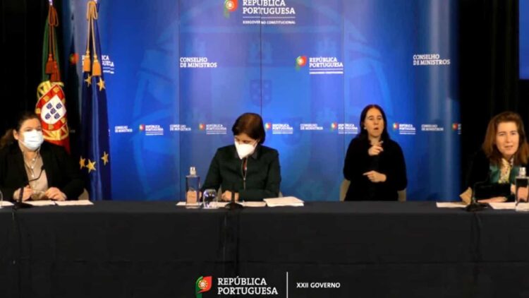 Governo aprovou alargamento do apoio à família