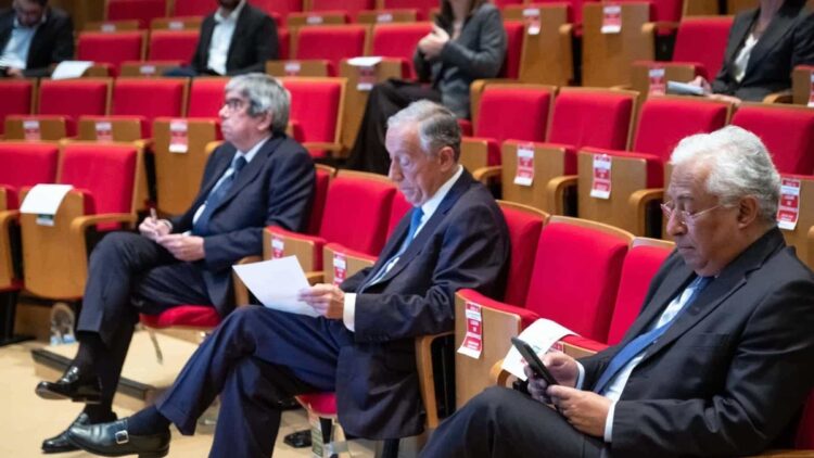 Covid-19: Peritos reúnem-se esta manhã para avaliar a situação no país