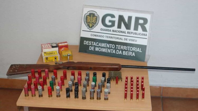 Moimenta da Beira: Detido por posse de arma ilegal e diversas munições