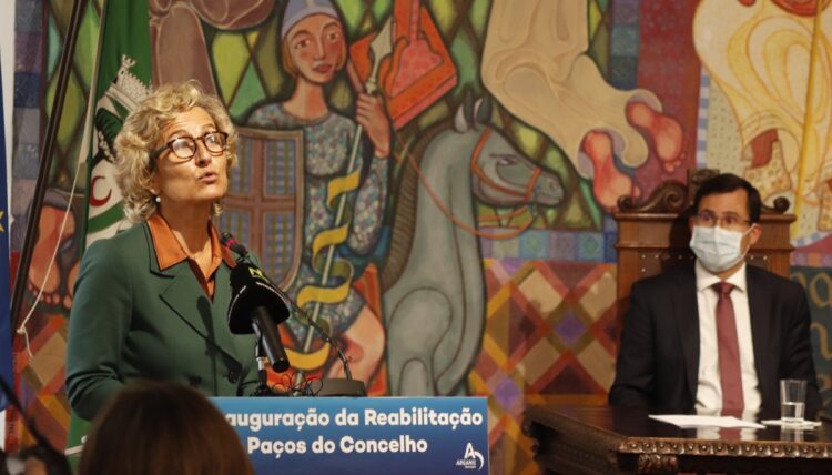 Ministra da Coesão Territorial garante “compromisso do Governo em fazer o IC6”