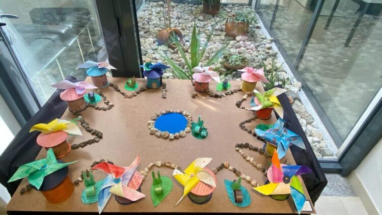 Mostra infantil Montanhinhas para visitar na Biblioteca Municipal