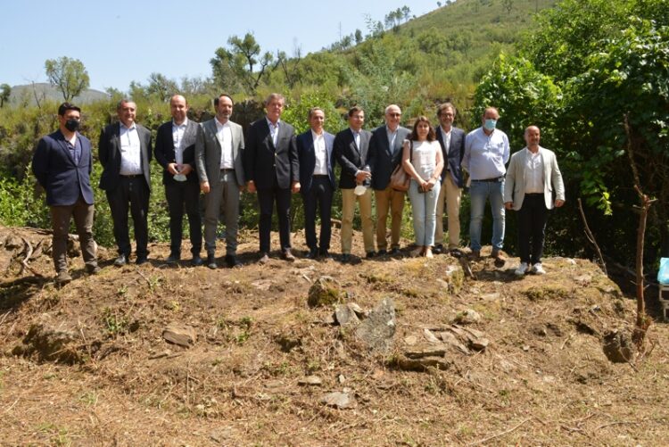 Assinado  auto de consignação da empreitada de Reabilitação Fluvial do Rio Ceira