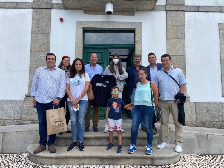 Atleta paralímpica Beatriz Monteiro recebida nos Paços do Município de Oliveira do Hospital