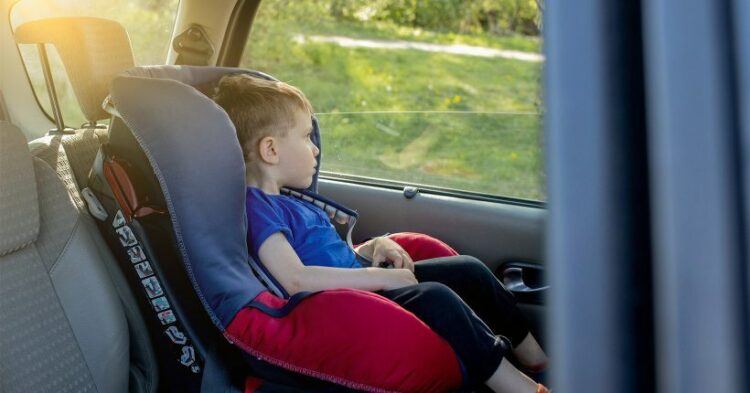 Associação de Segurança infantil lança ações sobre uso da cadeirinha