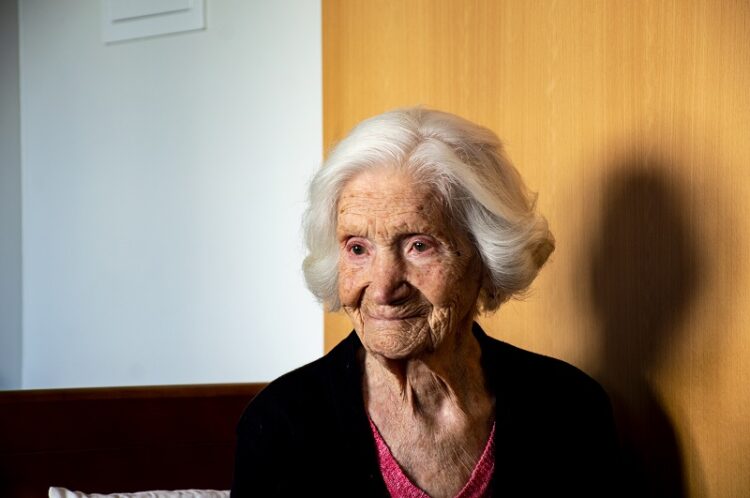 Isaura Teixeira comemora 106 anos na Sant’Ana Residência Sénior