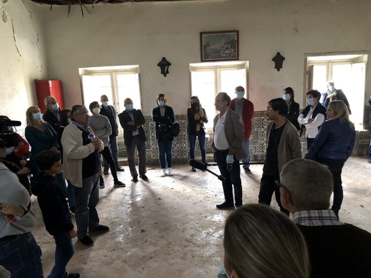 Projeto Re-Existir levou participantes a Visita Performativa pelo antigo Hospital Psiquiátrico de Lorvão