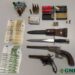 Detido por posse ilegal de armas exercia “violência” contra companheira