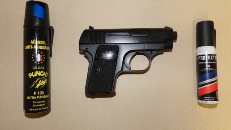 Homem detido por violência doméstica na Guarda. Tinha uma pistola de plástico Homem detido por violência doméstica na Guarda. Tinha uma pistola de plástico