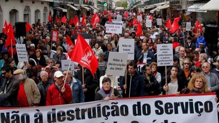 Utentes saem à rua, entre 6 e 12 de dezembro, para defender o SNS