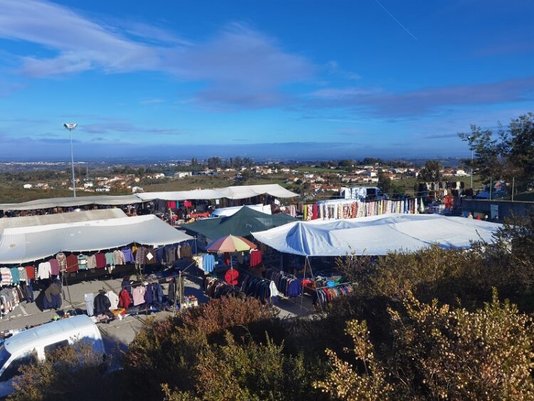 Oliveira do Hospital isenta feira e mercado de taxas para apoiar economia