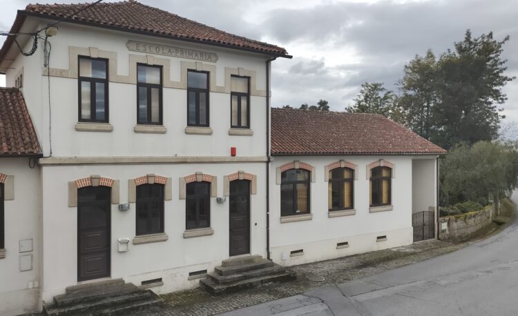 Oliveira do Hospital quer dar possibilidade aos refugiados de “reconstruírem as suas vidas e de serem felizes”