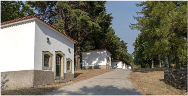 Cerimónia da Paixão do Senhor, seguida de Via Sacra, no Santuário de N.ª Sr.ª das Preces