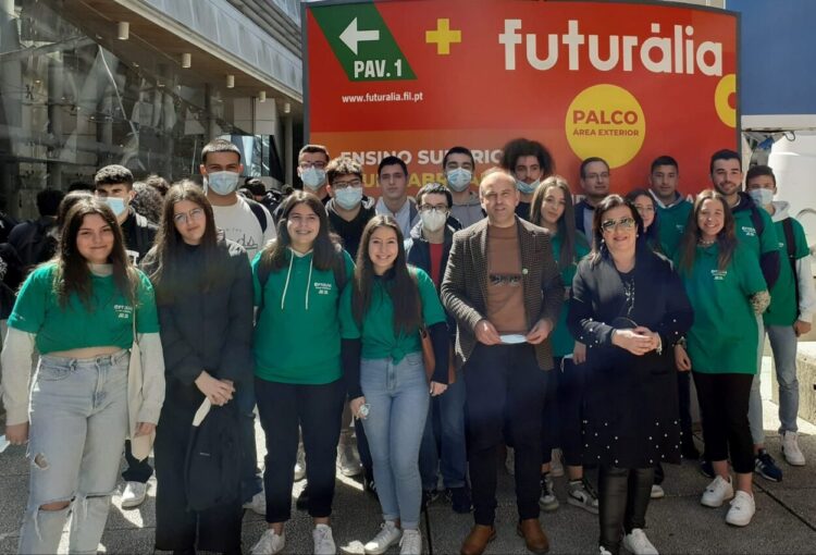 EPTOLIVA incentiva acesso ao ensino superior na “Futurália 2022”