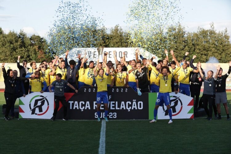 GD Estoril Praia conquistou Taça Revelação no Estádio Municipal de Tábua GD Estoril Praia conquistou Taça Revelação no Estádio Municipal de Tábua