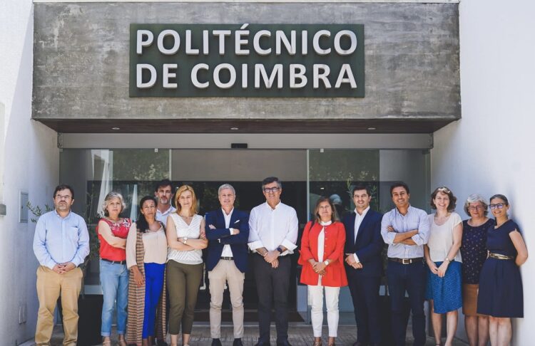 Deputados do PS reuniram com presidência do IPC