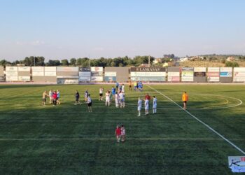 Município avança com requalificação de estádio municipal com construção de novos balneários e área social