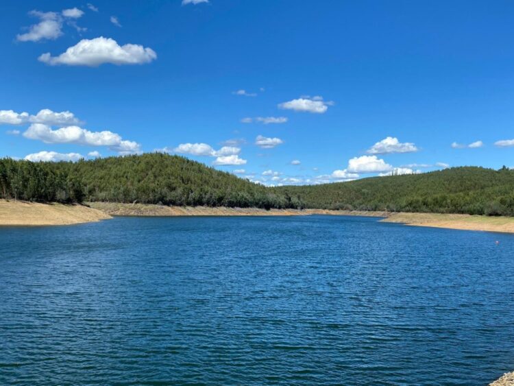 Corpo de mulher encontrado dentro de carro na Barragem da Aguieira