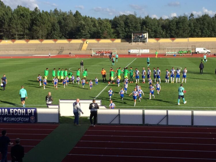 FCOH sofre, mas vence Sporting B por 3-2, com eficácia de Patrick que fez o hat-trick FCOH sofre, mas vence Sporting B por 3-2, com eficácia de Patrick que fez o hat-trick