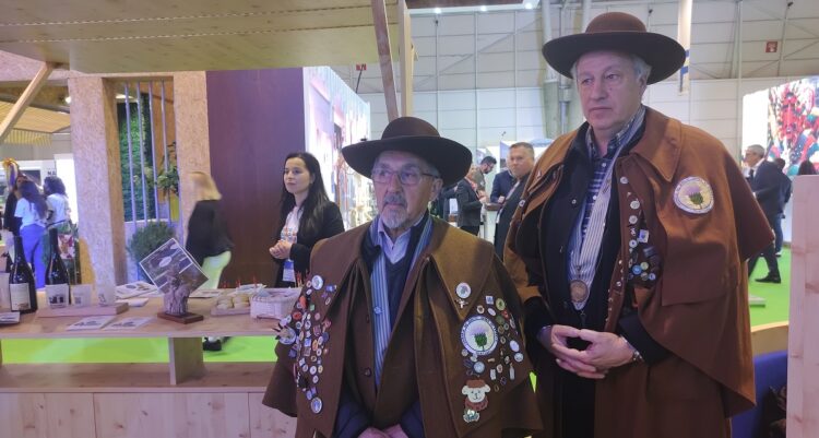 “A dificuldade em captar gente é muita. A burocracia é muita. A rentabilidade é pouca”