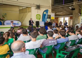 Tábua: Feira de Formação, Emprego e Empreendedorismo proporcionou workshops a alunos da Escola Secundária