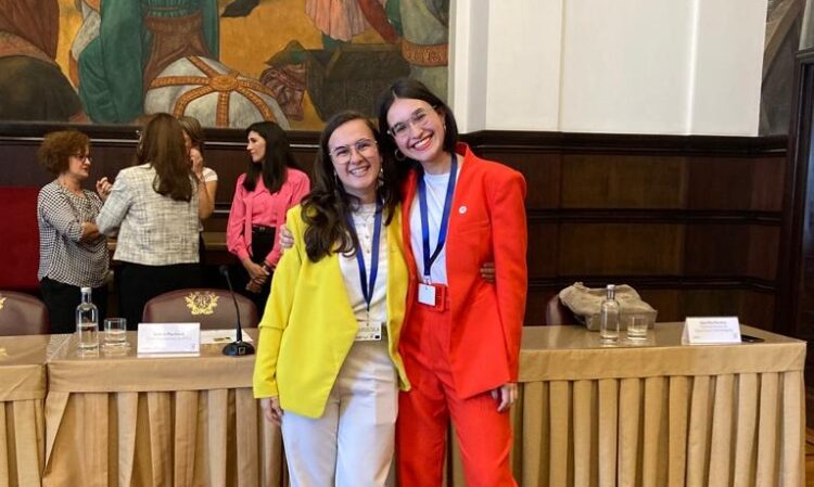 Alunas de Oliveira do Hospital vencem concurso Euroscola e vão representar Portugal a Estrasburgo