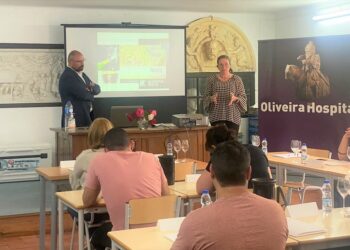 Município promove capacitação de profissionais da área do Turismo