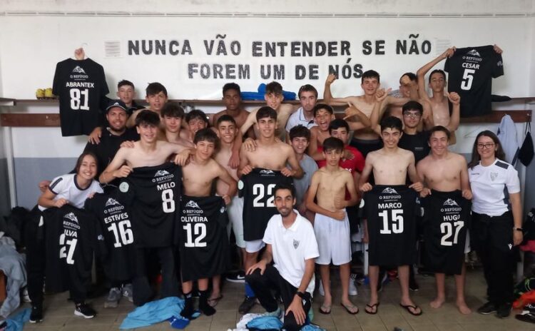 Equipa Sub15 do GD Tourizense vence Taça de Encerramento da AFC