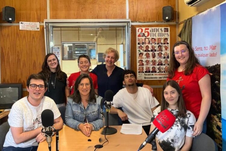 A Escola e o Meio na Rádio Boa Nova: “Por onde andam os nossos jovens crescidos…”