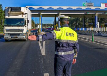 GNR em operação stop