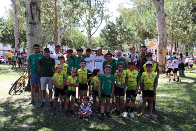 BTTÁBUA participou no Encontro de Escolas de Ciclismo em Almeirim com 14 atletas