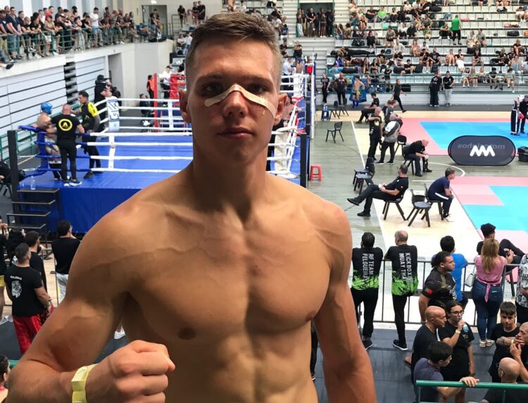 Jovem a residir em Oliveira do Hospital é vice-campeão nacional de kickboxing