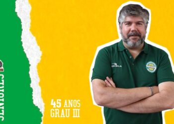 Cláudio Figueiredo mantém-se como treinador do Sampaense. Conheça alguns nomes do novo plantel