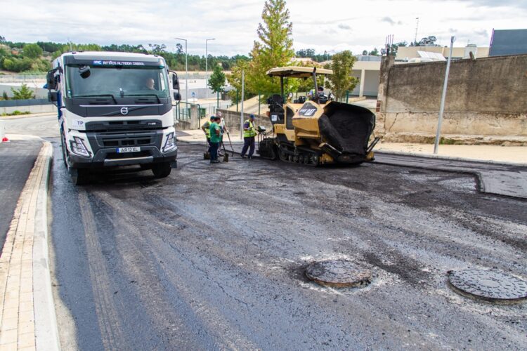 Tábua: Rua da Cerâmica beneficia de novo pavimento