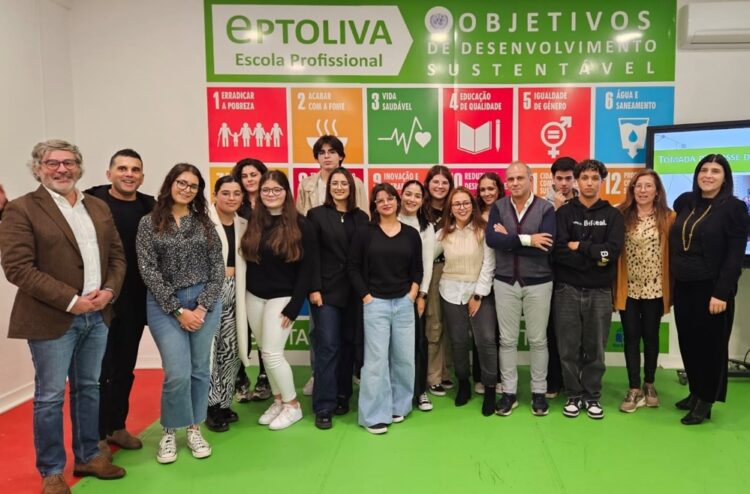 EPTOLIVA tem nova Associação de Estudantes