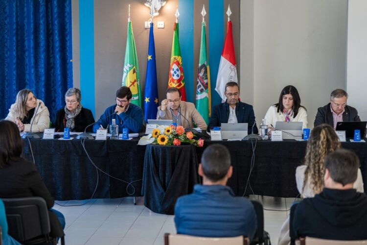 Município de Tábua aprova benefícios sociais para os bombeiros do concelho
