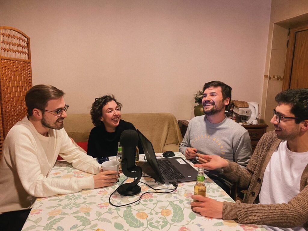 Fita Isoladora, podcast do Espalha-Factos