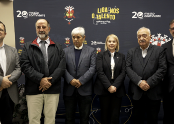 Projeto “Liga-nos o Talento” entregou bolas e cheque de dois mil Euros à Associação de Futebol de Coimbra