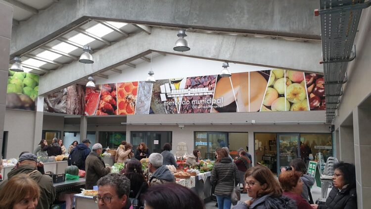 Mercadinho de Natal decorre, de 9 de dezembro até 6 de janeiro, no Mercado Municipal de Oliveira do Hospital