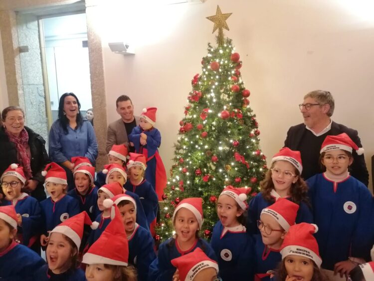 Oliveira do Hospital já é um “concelho Natal” (vídeo)