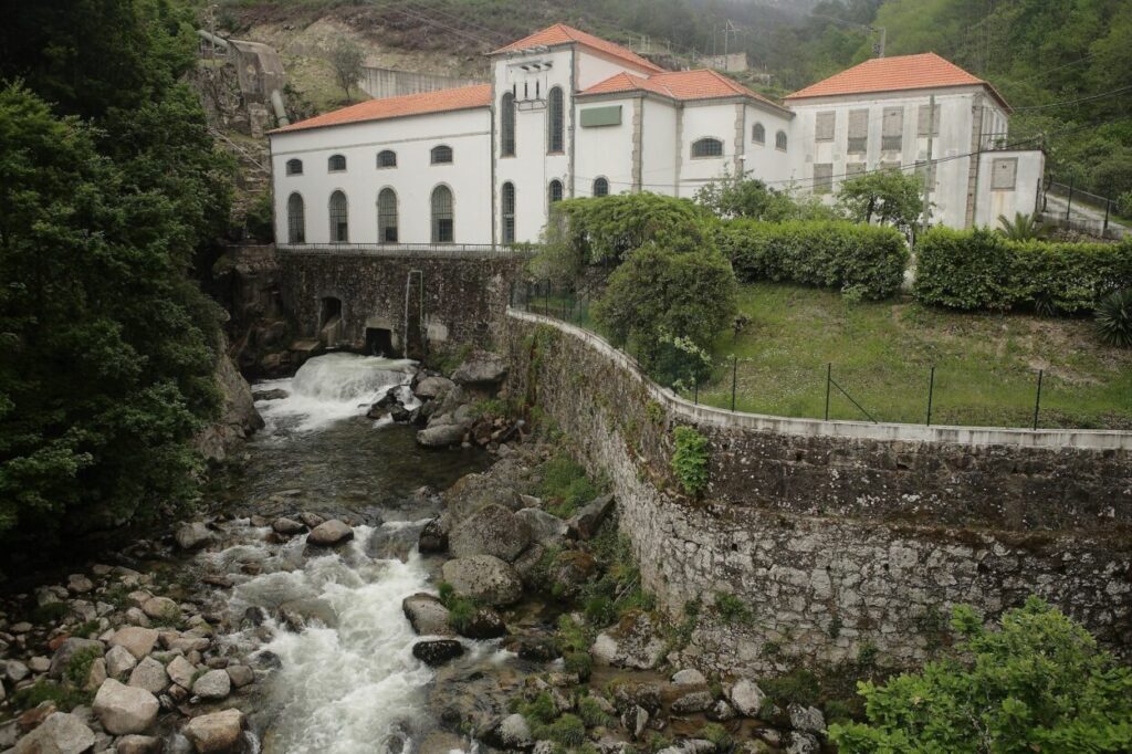 Central hidroelétrica de Ponte Jugais