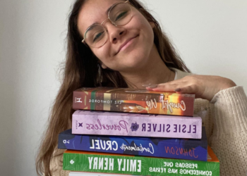 Agora é que me livro!: «Tenho várias edições do mesmo livro e gosto que seja assim», comenta Mariana Nunes