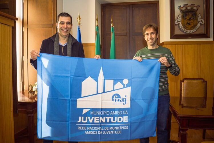 Vila Nova de Poiares renova Selo de Município Amigo da Juventude