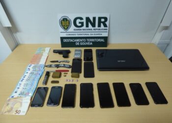 GNR desmantelou rede de tráfico de estupefacientes em Seia e Coimbra. Detidos 11 homens e uma mulher