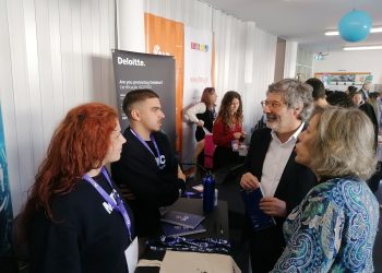 III Feira de Emprego da ESTGOH “empodera” alunos para mercado de trabalho